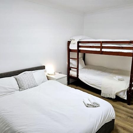 Wonderful Apartment In Wembley London Ngoại thất bức ảnh