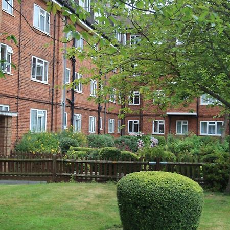 Wonderful Apartment In Wembley London Ngoại thất bức ảnh