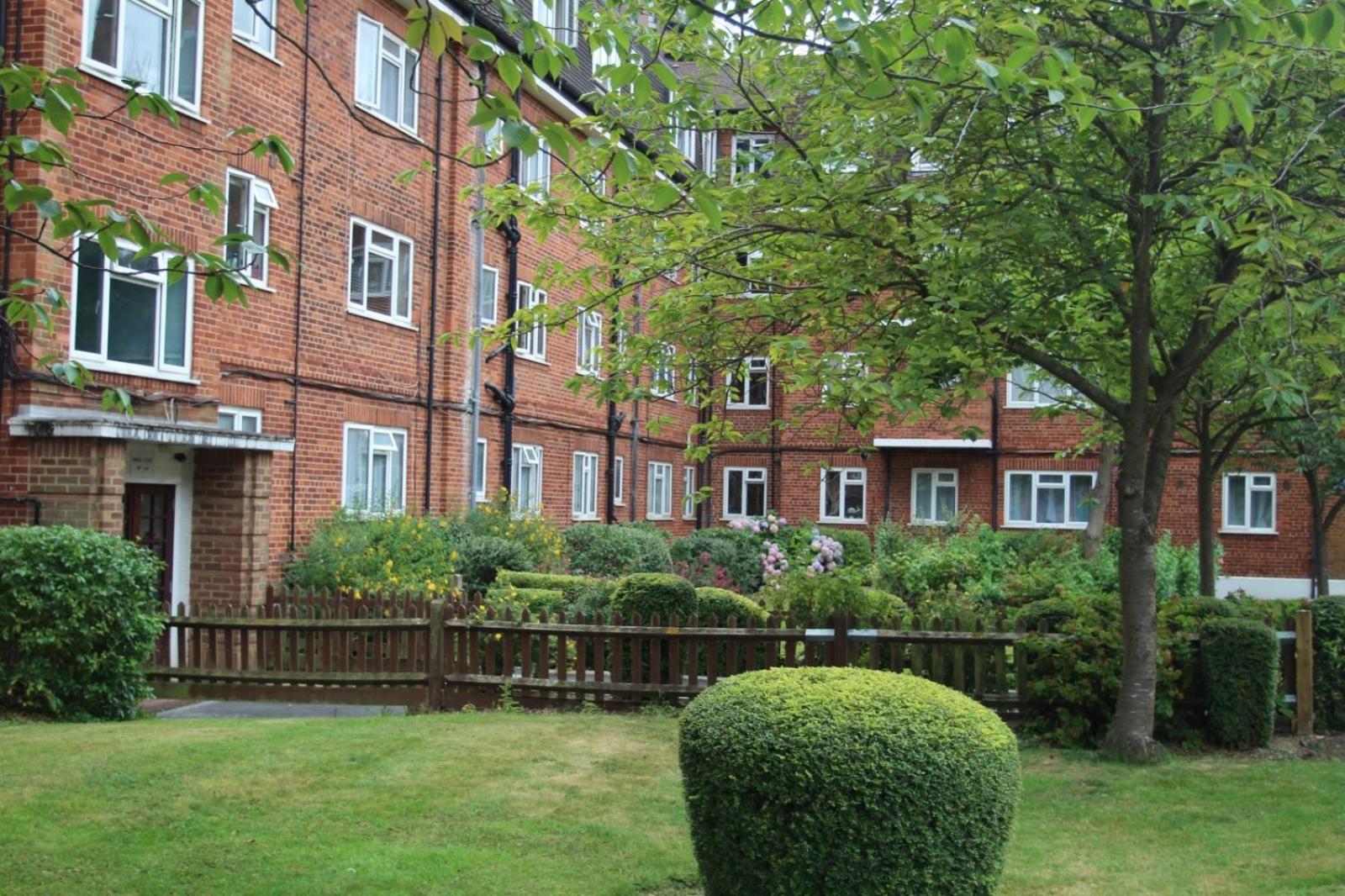 Wonderful Apartment In Wembley London Ngoại thất bức ảnh